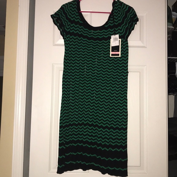 Julian Taylor Dresses & Skirts - JULIAN TAYLOR NEW YORK Black & Green Dress